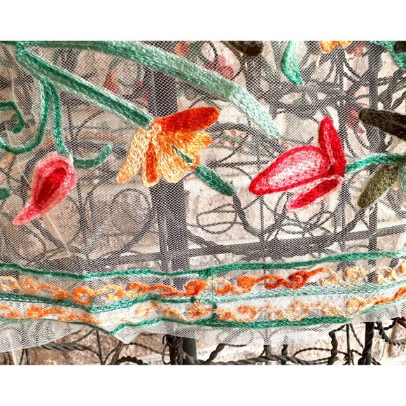 Floral Embroidered Sheer Mesh Crop Top Medium? Festive Cruise Vacation Festival - Picture 9 of 9